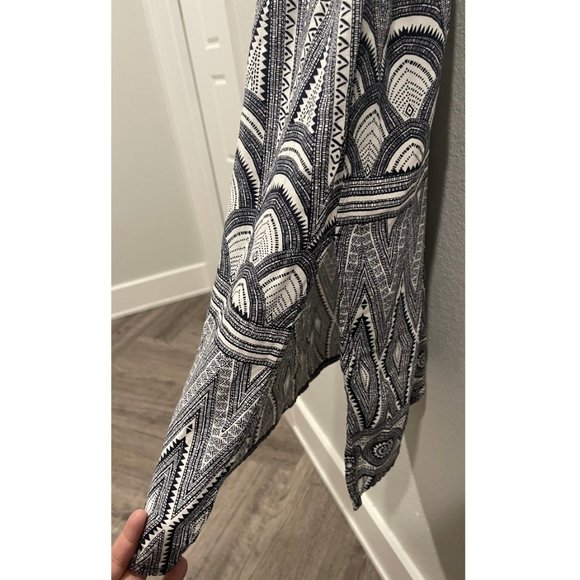 H&M Black White Tribal Boho Midi Dress - Picture 4 of 4